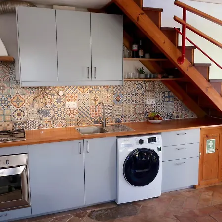 Cozy Little House - Carrapateira - With Woodburner - Perfect For Couples And Small Families Nyaraló