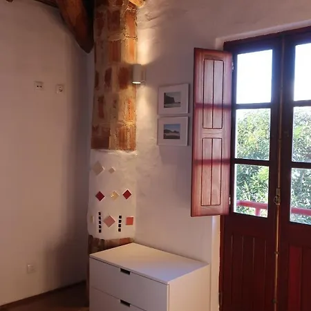 Cozy Little House - Carrapateira - With Woodburner - Perfect For Couples And Small Families